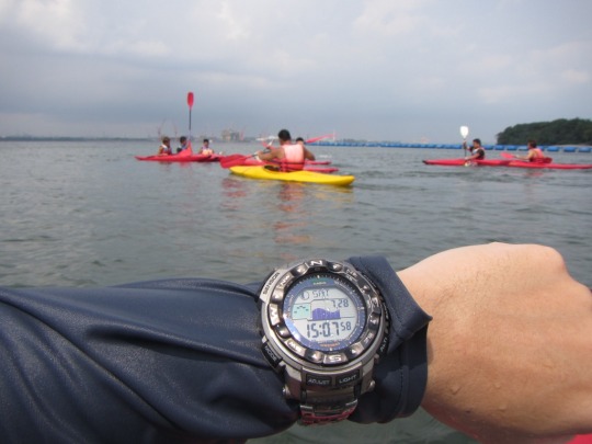I love my watch! can see the tides and predict the weather with the pressure meter!